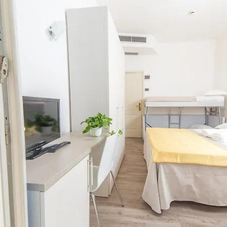 Elite Hotel 3*
