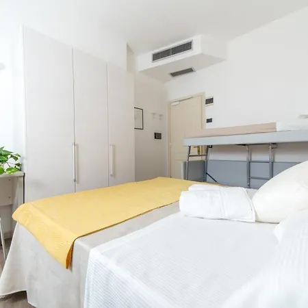 Elite Hotel 3*