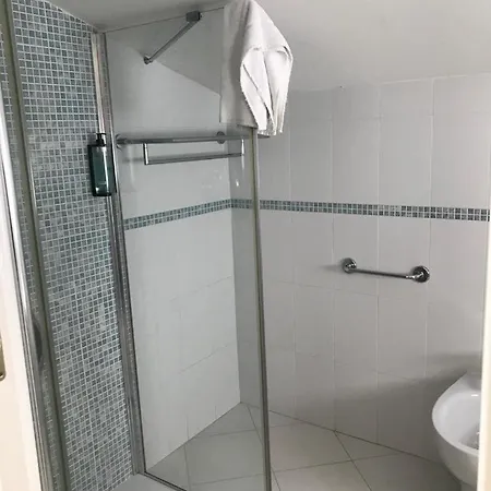 Elite Hotel 3*