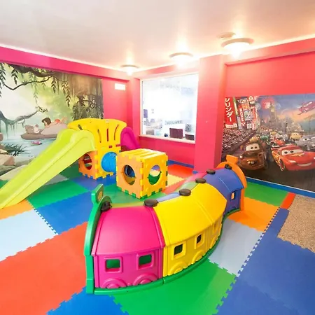 Отель Elite Каттолика